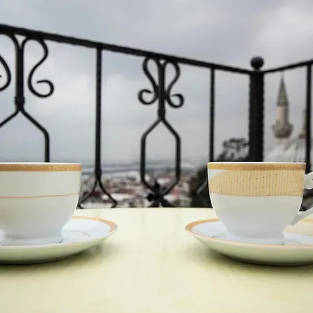 Sultanahmet Black Pearl *