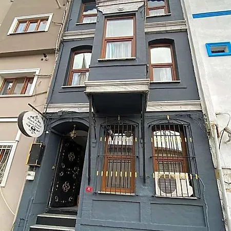 Sultanahmet Black Pearl *